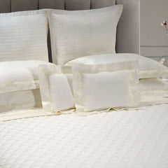 Completo lenzuola matrimoniale Aura Pizzo Dea Luxury Linens