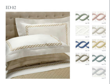 Completo letto ricamato Treccia Dea Home Collection var. 14 blu