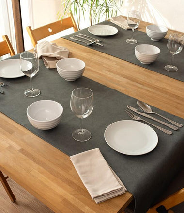 Runner centrotavola in pelle vegana var. Storm Grey