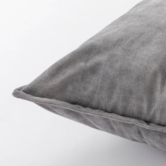 Cuscino in velluto 50x50 cm grigio - Goodly | Riviera | Carillo Home