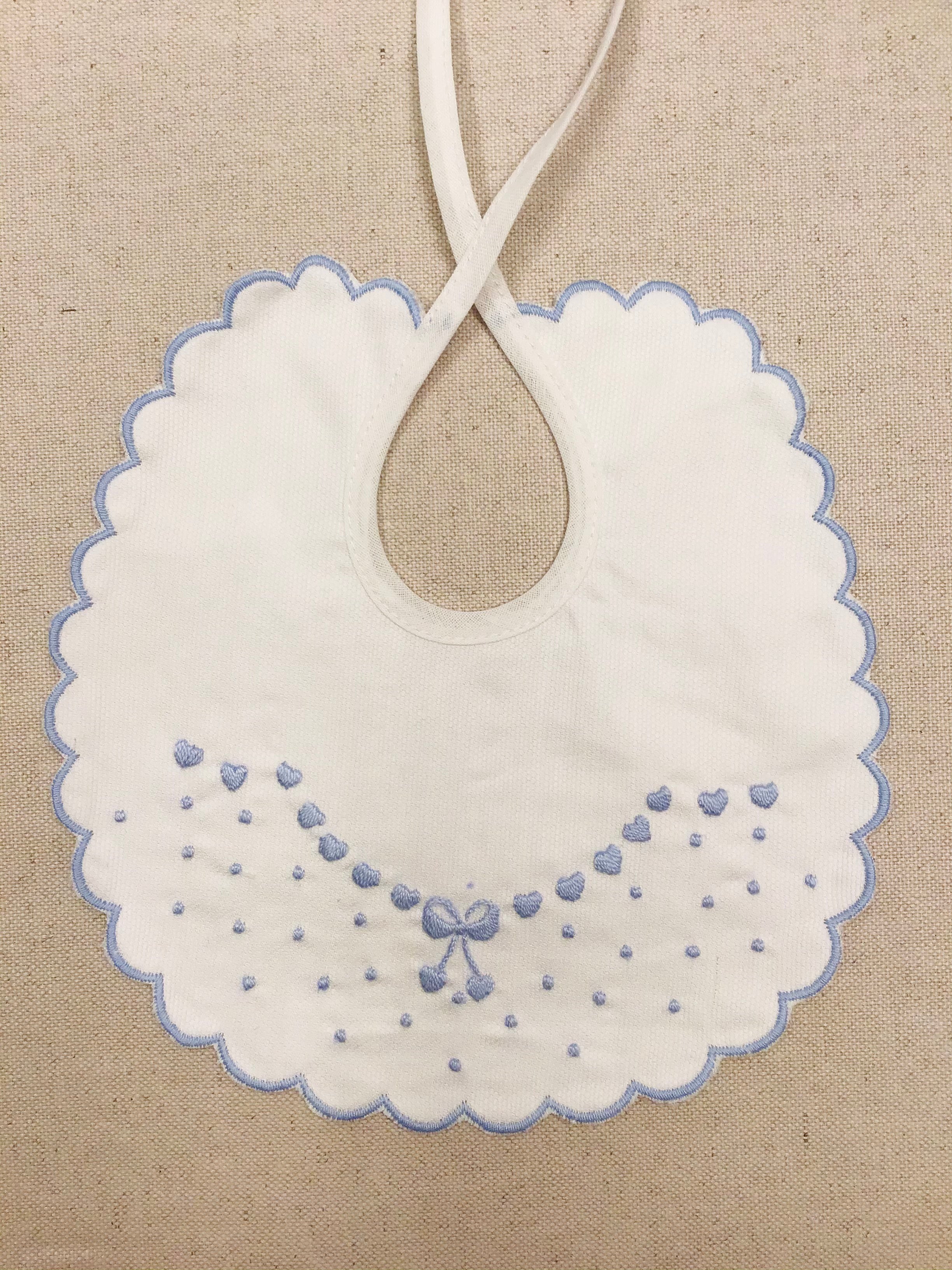 Bavaglino da pappa - nascita - Monica Confezioni - Ricamo a mano - 9