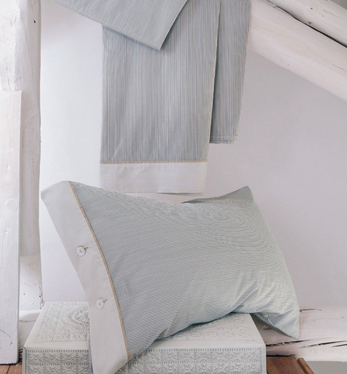 Completo lenzuola 1 piazza e mezzo var. 0 - Colletto | Fazzini